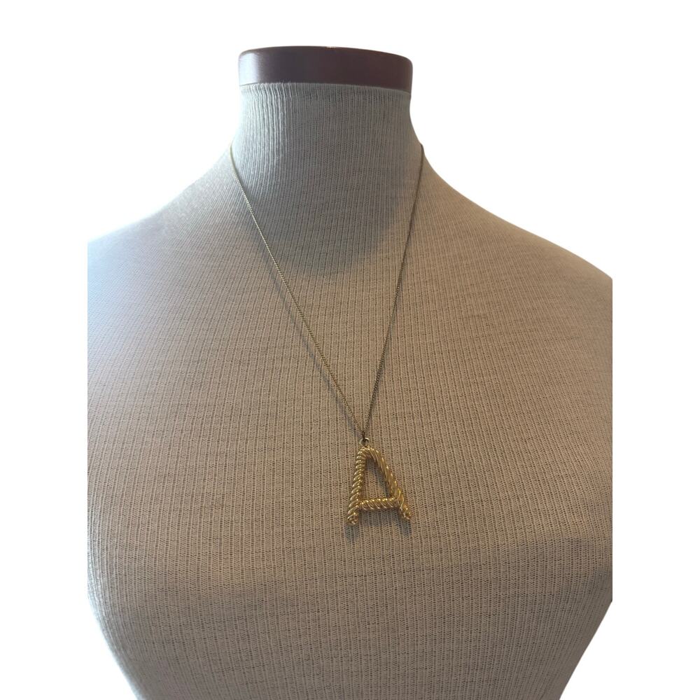 Vintage twisted upper case A Gold necklace